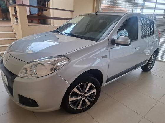 RENAULT SANDERO 1.6 EXPRESSION 8V FLEX 4P MANUAL